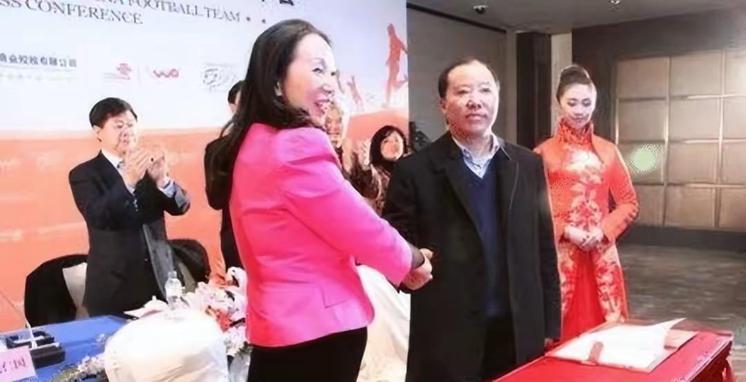 戴秀丽的儿子_戴秀丽 创业经历_女富豪戴秀丽 离婚原因