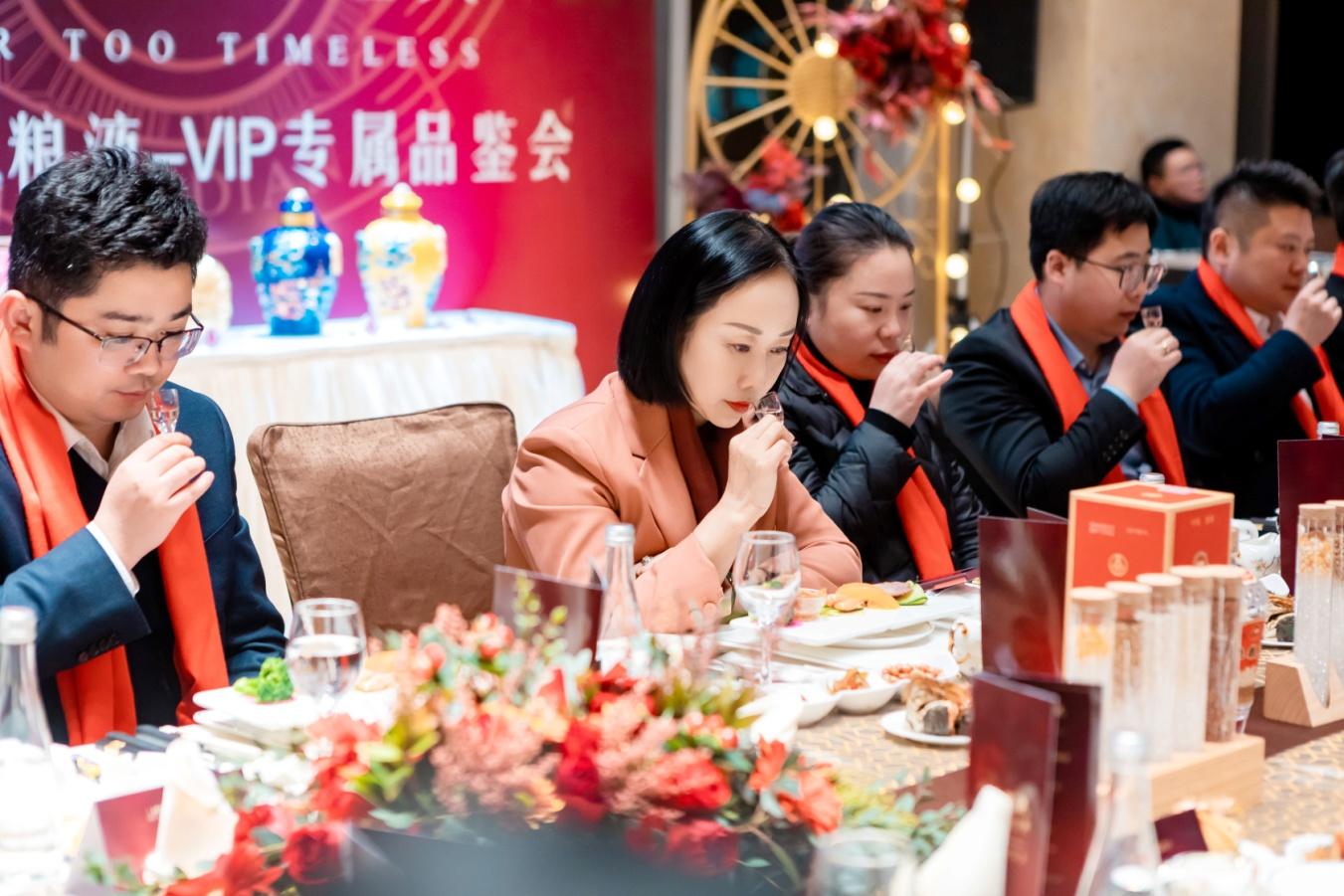 五粮液富贵满堂52度_线上年货节五粮液购买_春节五粮液福礼