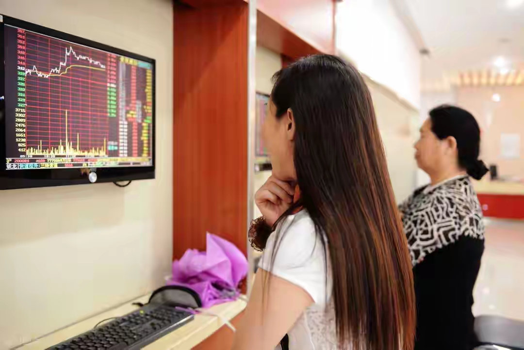 上证和深证是什么意思_上证综指深证成指创业板指_新手看盘技巧