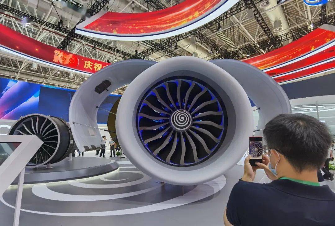 diffuse动词_diffuser in aviation engine_diffuser definition and function