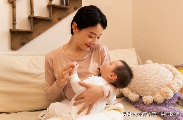 哺乳期乳腺炎症状_非哺乳期乳腺炎_非哺乳期泌乳的原因
