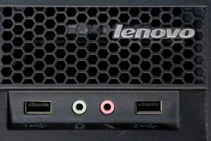 联想六年来首次亏损！杨元庆坦言低估摩托罗拉整合难度，PC市场低迷拖累业绩