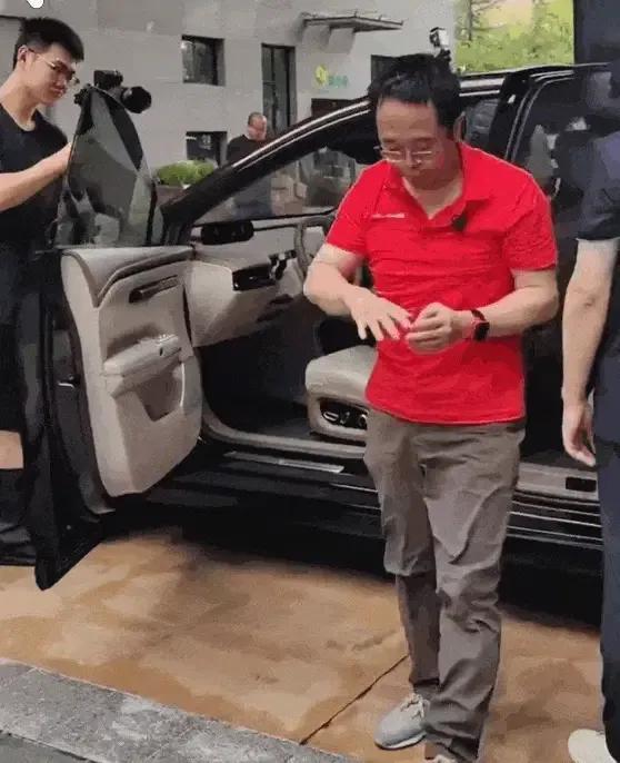 河南企业家 周鸿祎 360创始人_周鸿祎身高是多少
