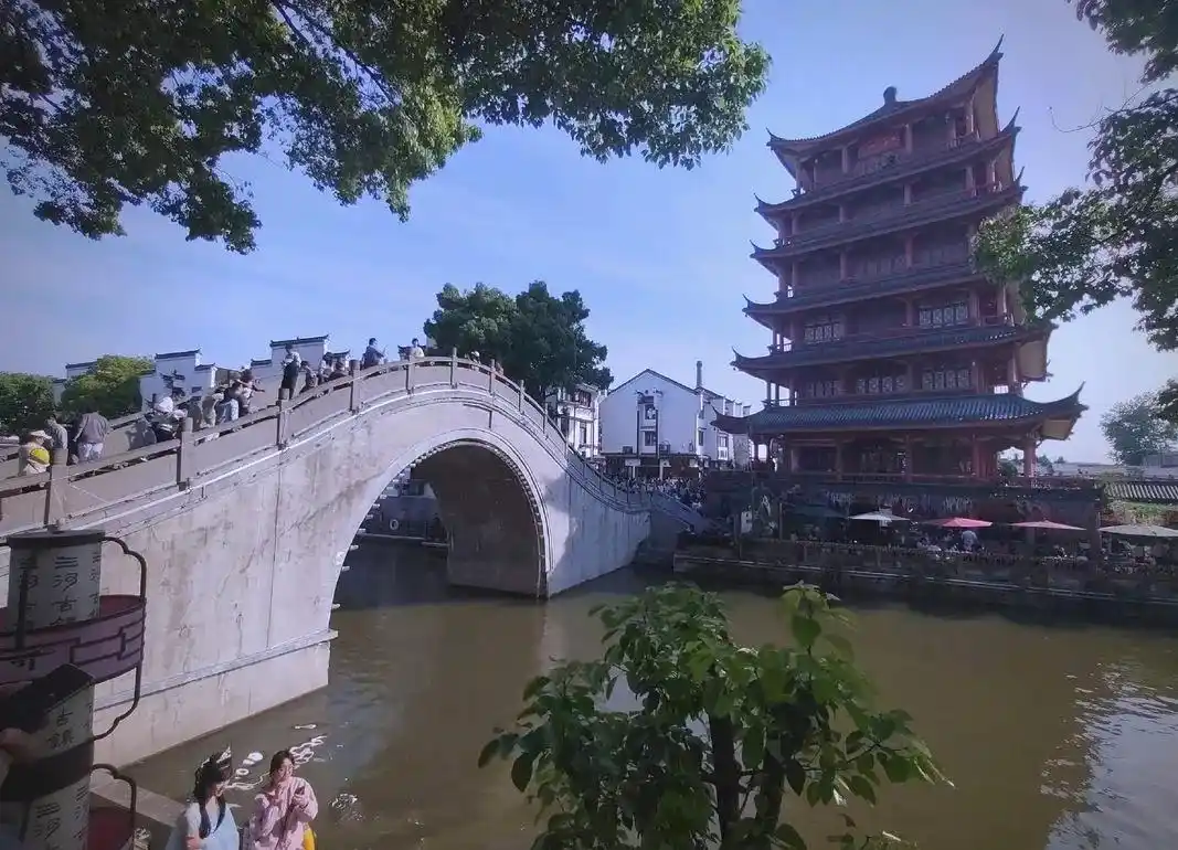 安徽古镇哪个最值得去？这份免费攻略，带你地铁公交直达