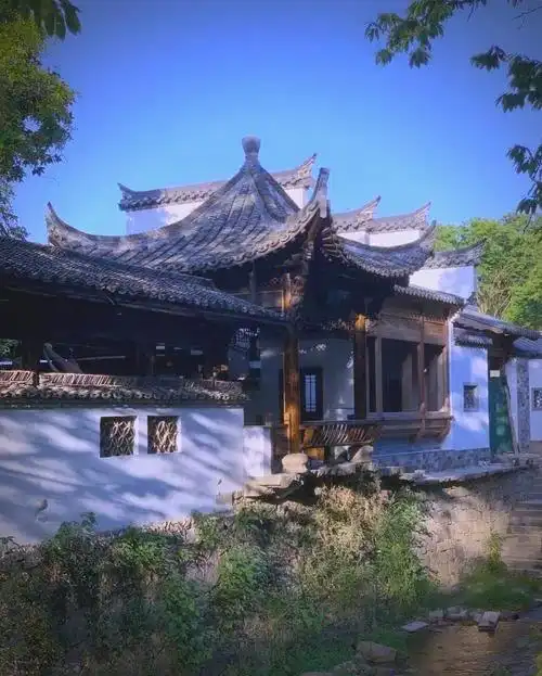 安徽古镇旅游攻略_安徽古镇哪个最值得去_安徽免费古镇推荐