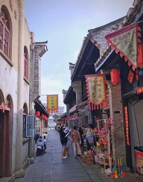 安徽古镇哪个最值得去_安徽古镇旅游攻略_安徽免费古镇推荐