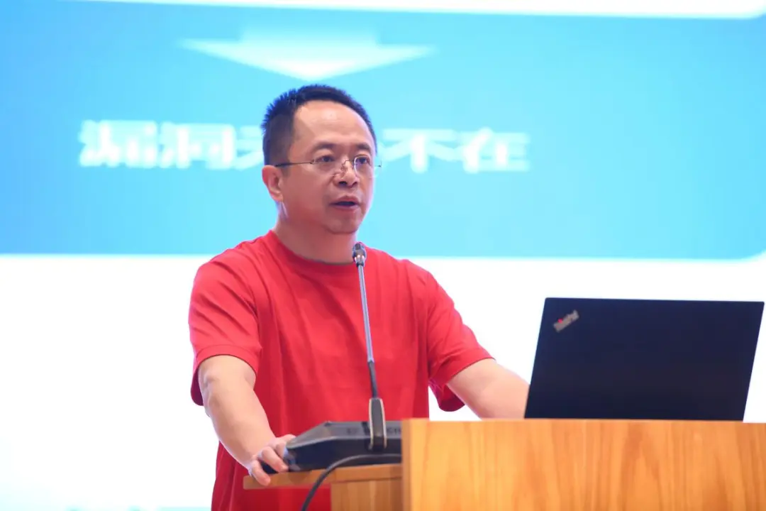 周鸿祎AI短剧女一号征集_周鸿祎身高是多少_周鸿祎进军短剧界首部作品
