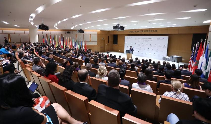 清华大学苏世民书院开学典礼举行，贾西子选择公共政策方向