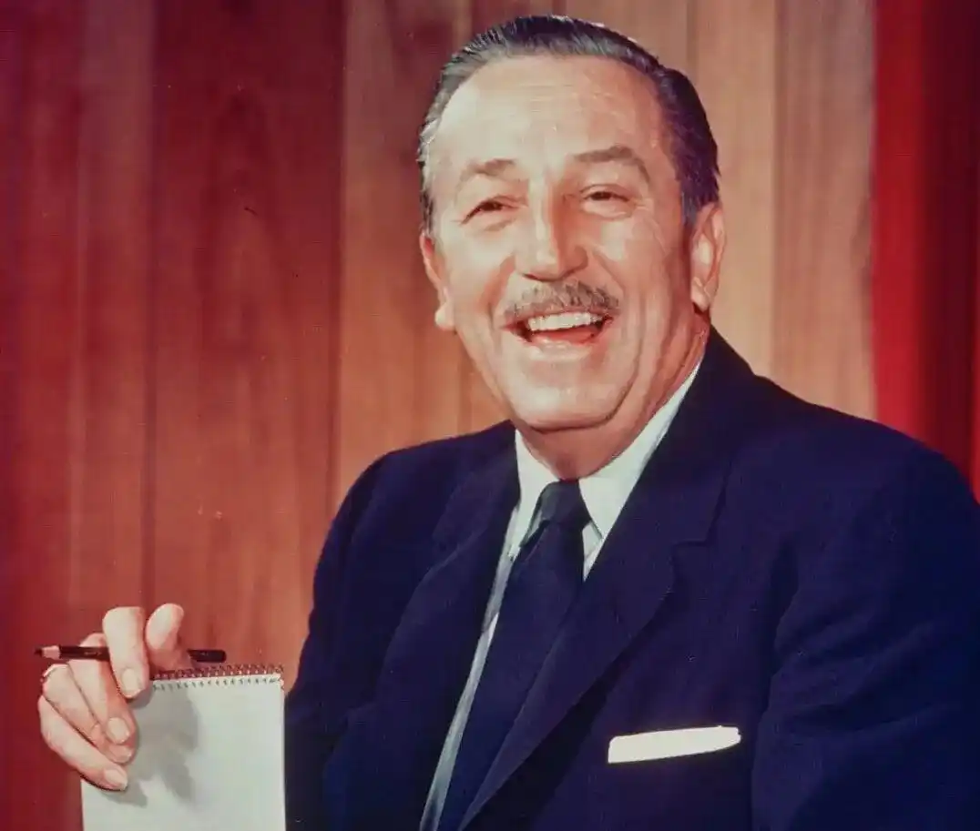 迪士尼乐园背后的华特·迪士尼_华特迪士尼的故事_华特迪士尼真实故事