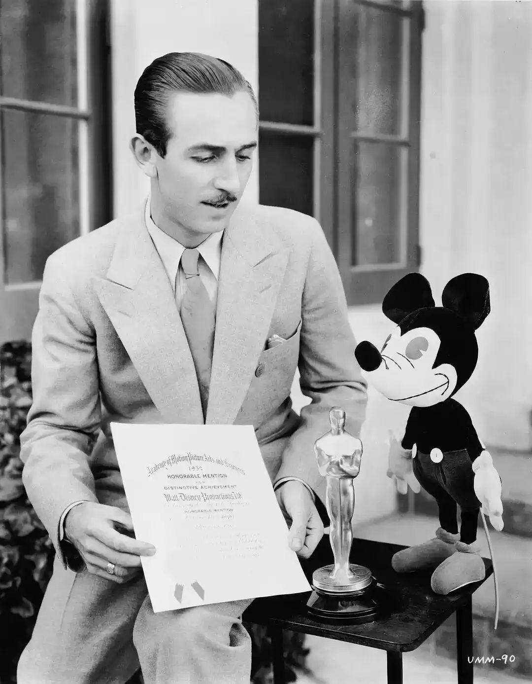 华特迪士尼的故事_华特迪士尼真实故事_迪士尼乐园背后的华特·迪士尼