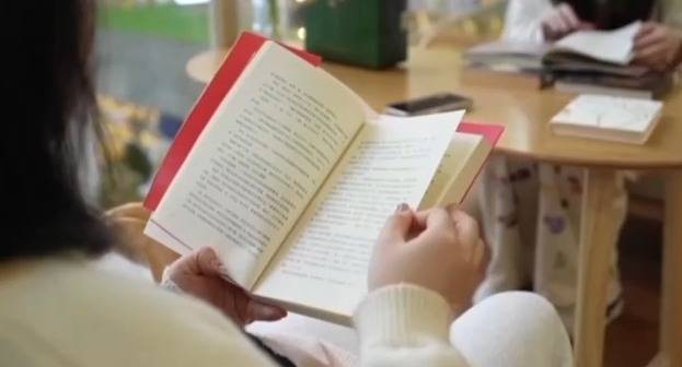 投资经济学书籍_经济学家视角阅读投资回报_童年阅读定义人生
