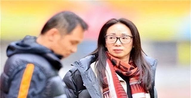 戴秀丽简历小学那上的_戴秀丽 黑龙江女首富 分手原因