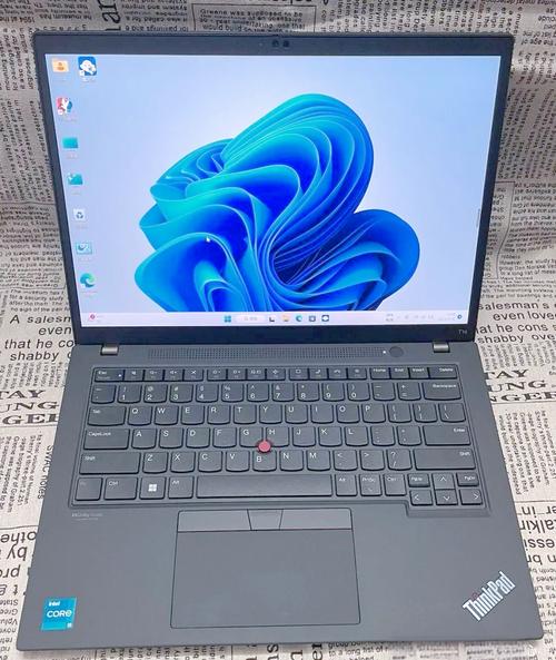 ThinkPad T16 2024评测 高性能轻薄本 _ThinkPad T16 2024 酷睿Ultra7 独立显卡 16英寸 商务本 _ibm12寸笔记本