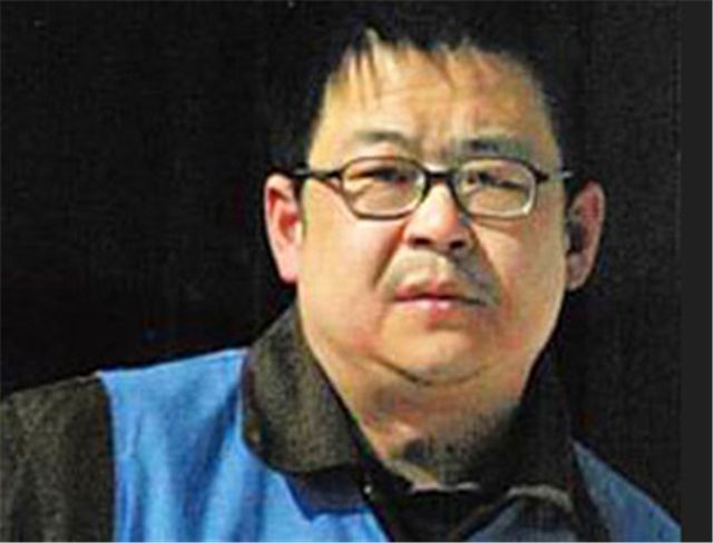 唐万新 现状_唐万新 退学创业 资本运作