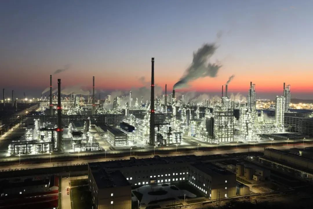 中国浙江自贸试验区舟山片区高质量发展若干意见_提升大宗商品投资便利化和贸易自由化水平_舟山市自贸区