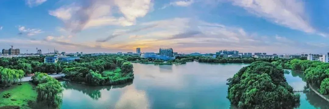 东华大学2025年招生计划_东华大学专业大类分流政策_东华大学排名2026