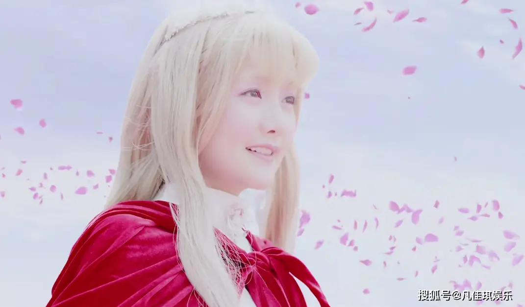 廖景萱还在教书么_廖景萱近况与争议事件_廖景萱张嘉倪紫菱之争