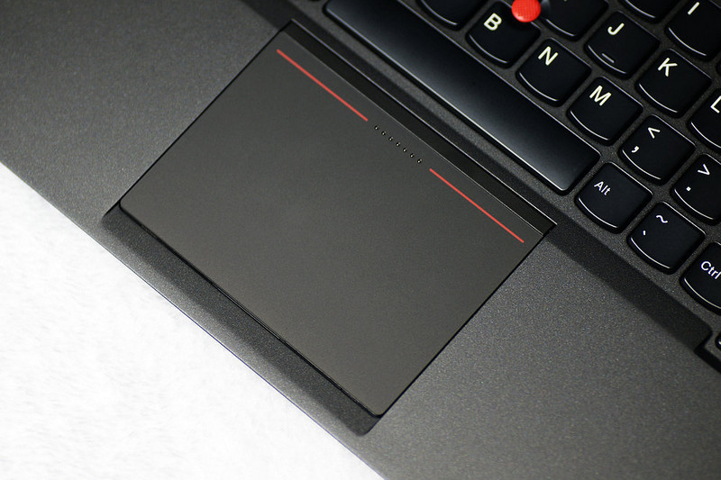 thinkpad指示灯_Carbon fiber material laptop_ThinkPad X1 Carbon review