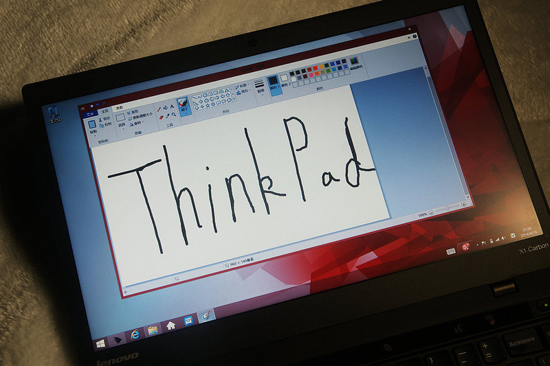 ThinkPad X1 Carbon review_Carbon fiber material laptop_thinkpad指示灯