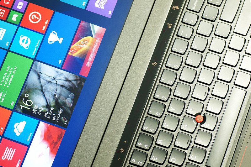 ThinkPad X1 Carbon review_Carbon fiber material laptop_thinkpad指示灯